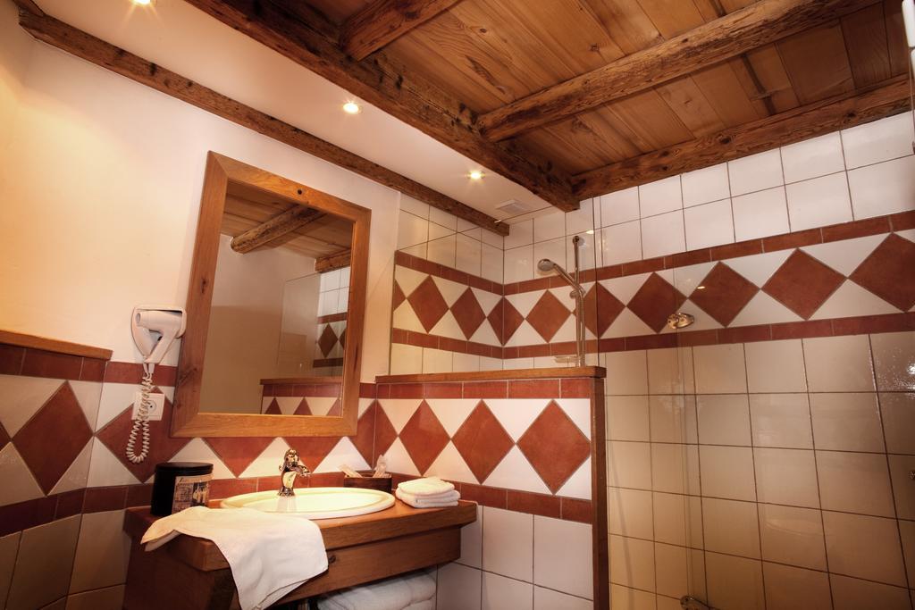 Auberge Du Moulin De Lere Vailly Kültér fotó